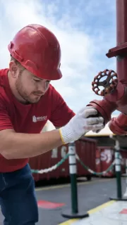 ⚠️ NEGLIGÊNCIA
❌ PERDA DE VIDA
🚑 FERIDOS

Esses são os riscos reais do Carnaval para quem não possui um projeto de combate a #incêndio adequado.

Em eventos, comércios e grandes concentrações de pessoas, um detalhe ignorado pode virar tragédia — e manchete de jornal.

👉 Não coloque seu negócio, seus clientes e sua equipe em risco. Prevenção não é excesso. É responsabilidade.

Conte com uma empresa especializada em soluções contra incêndio, regularização e segurança real.

🔥 Conte com a BRIGGS. Segurança que protege vidas.