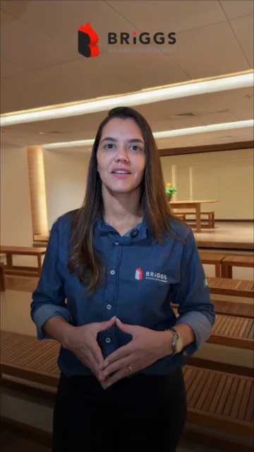 A proteção passiva contra #incêndio tem a função de retardar a propagação do fogo, do calor e da fumaça, preservando a estrutura da edificação e garantindo mais tempo para a evacuação das pessoas e a atuação do Corpo de Bombeiros.

Soluções como compartimentações, portas corta-fogo, selagens e revestimentos resistentes ao #fogo fazem parte desse sistema, que pode ser decisivo para reduzir os impactos de uma emergência.
Mais do que atender às normas, investir em proteção passiva é aumentar o nível de segurança da sua edificação e proteger vidas.

A BRIGGS realiza diagnósticos técnicos, projetos, adequações e inspeções em sistemas de proteção passiva, ajudando sua empresa a manter a conformidade e a #segurança.

Fale com a gente:
📞 (21) 2501-6529 (WhatsApp e ligação)
✉️ comercial@briggsfire.com.br