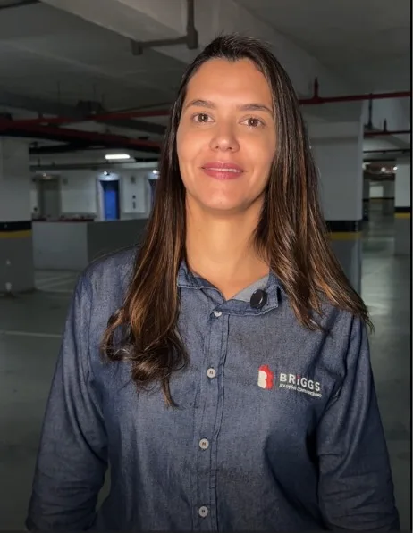 Você usaria água para apagar um #incêndio em um data center ou em uma sala de equipamentos hospitalares? 🚨 Em ambientes com equipamentos eletrônicos de alto valor, a água pode causar danos tão graves quanto o próprio incêndio. Por isso, existem sistemas de supressão por gases inertes, desenvolvidos para proteger áreas críticas com rapidez e eficiência.

É uma solução amplamente utilizada em data centers, hospitais, CPDs, salas elétricas, centrais de telecomunicações, arquivos e outros ambientes onde a continuidade das operações é indispensável.
Na BRIGGS, projetamos, instalamos e realizamos a manutenção de sistemas de supressão por gases, oferecendo soluções personalizadas para proteger o que há de mais importante no seu negócio.

Fale com a gente:
📞 (21) 2501-6529 (WhatsApp e ligação)
✉️ comercial@briggsfire.com.br